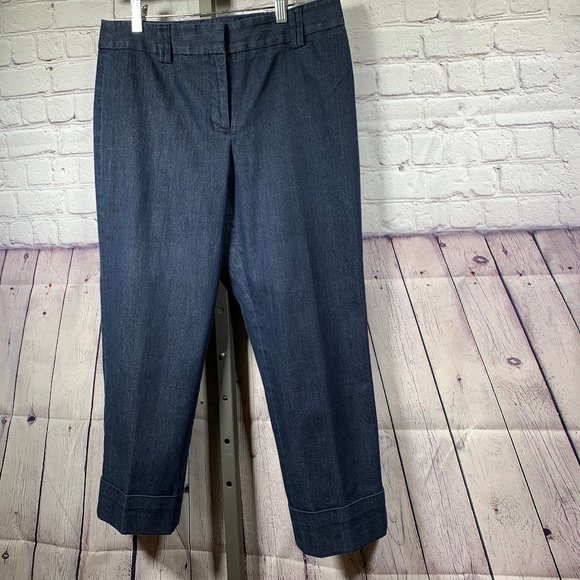 NWOT Loft Ann Taylor Denim Cuffed Capri Pants - Picture 2 of 4